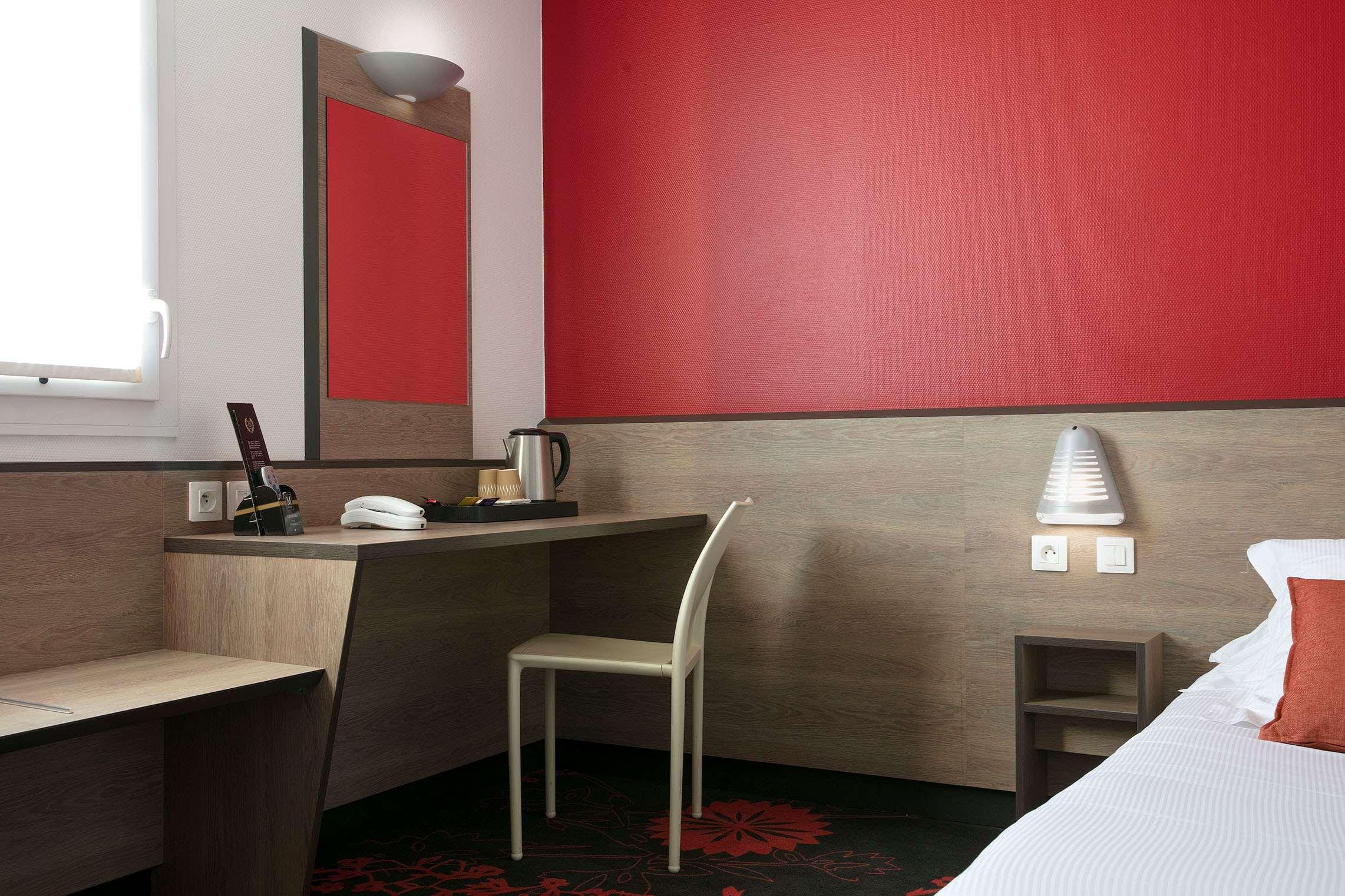 Hotel Clermont Estaing Bagian luar foto