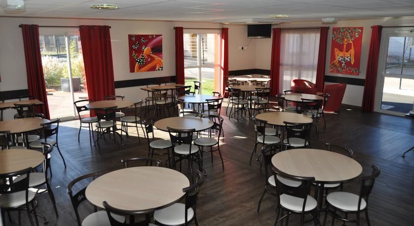 Hotel Clermont Estaing Bagian luar foto
