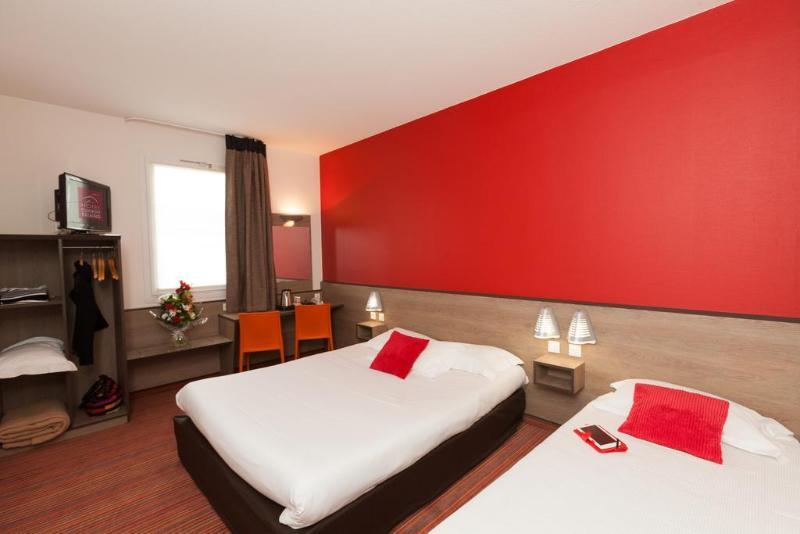 Hotel Clermont Estaing Bagian luar foto